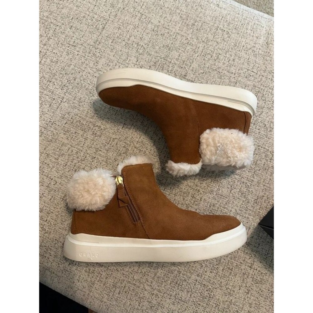 Cole Haan Waterproof Suede Sherpa Booties Cozy Après-Ski Winter Ankle Boots SZ 8
